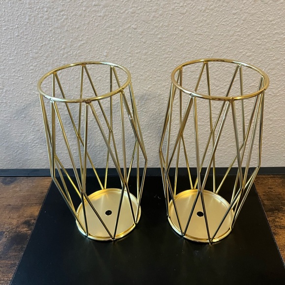 Gold Geometric Modern Flower Vase for Centerpieces (Set of 2) - Picture 5 of 6